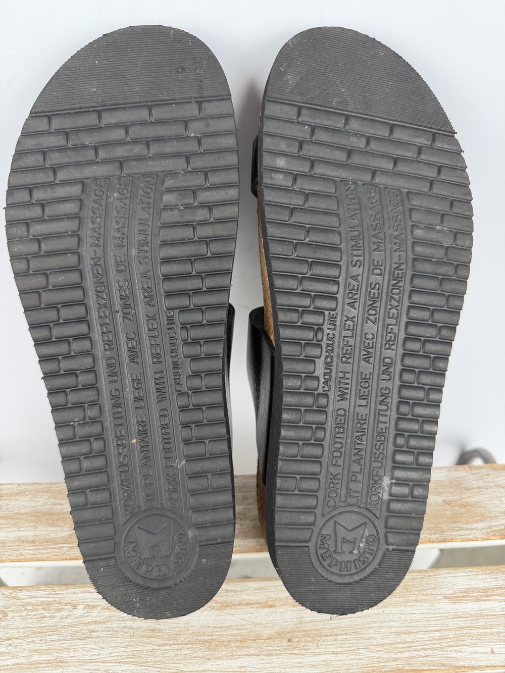 Mephisto Helen sandals in black Leather upper with cork size 8 - Picture 13 of 13